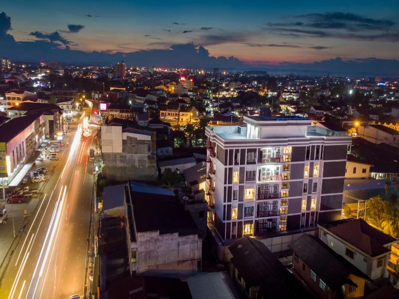 S 2 Modern Boutique Hotel  image