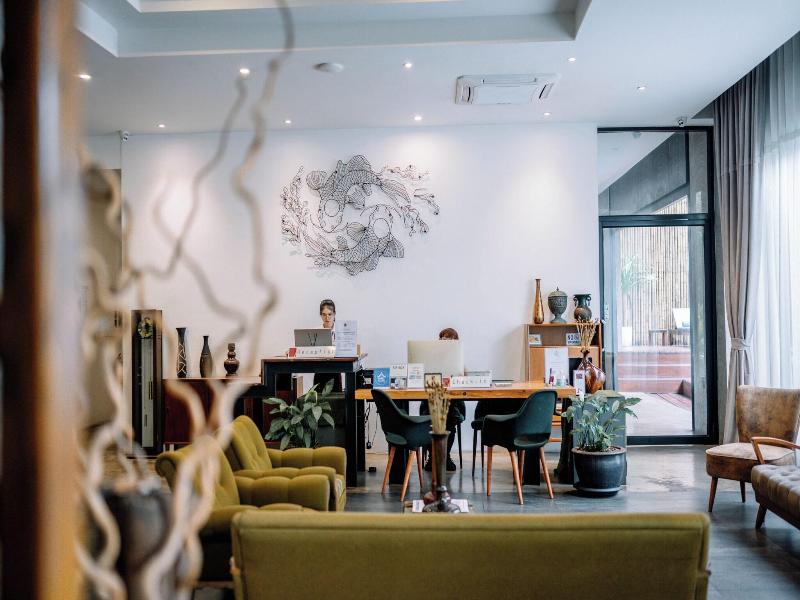 S 2 Modern Boutique Hotel  image