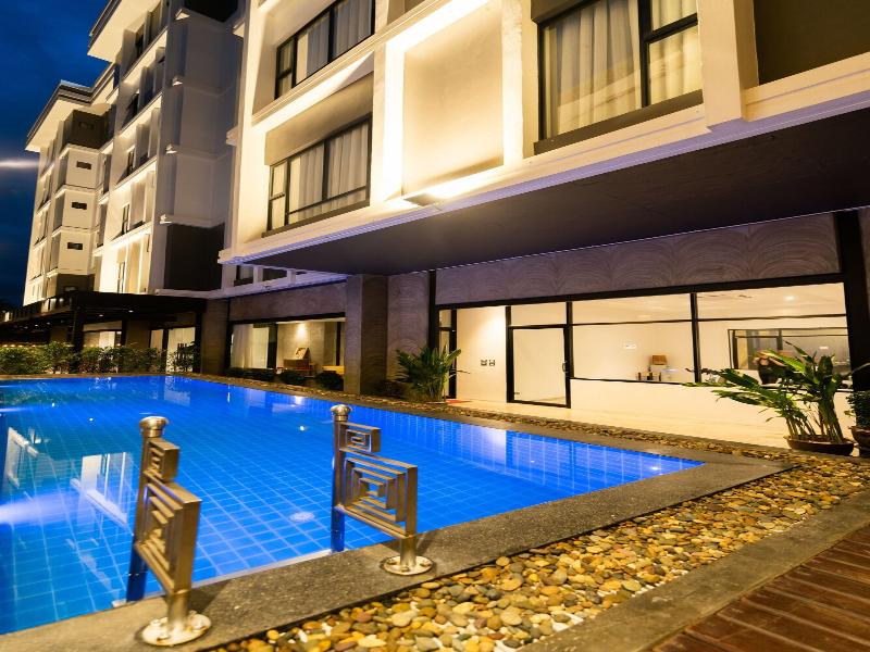 S 2 Modern Boutique Hotel  image