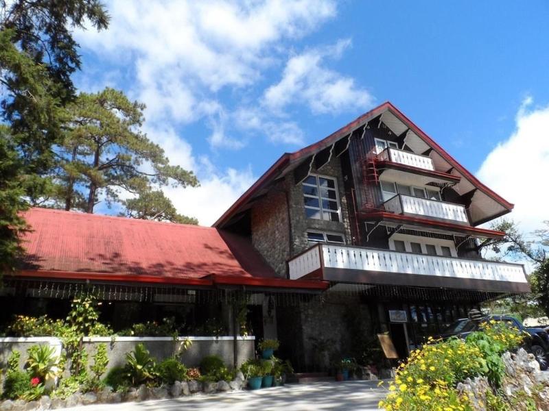 Safari Lodge Baguio by Log Cabin Hotel image