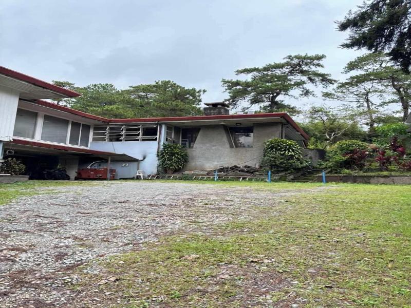Safari Lodge Baguio by Log Cabin Hotel image