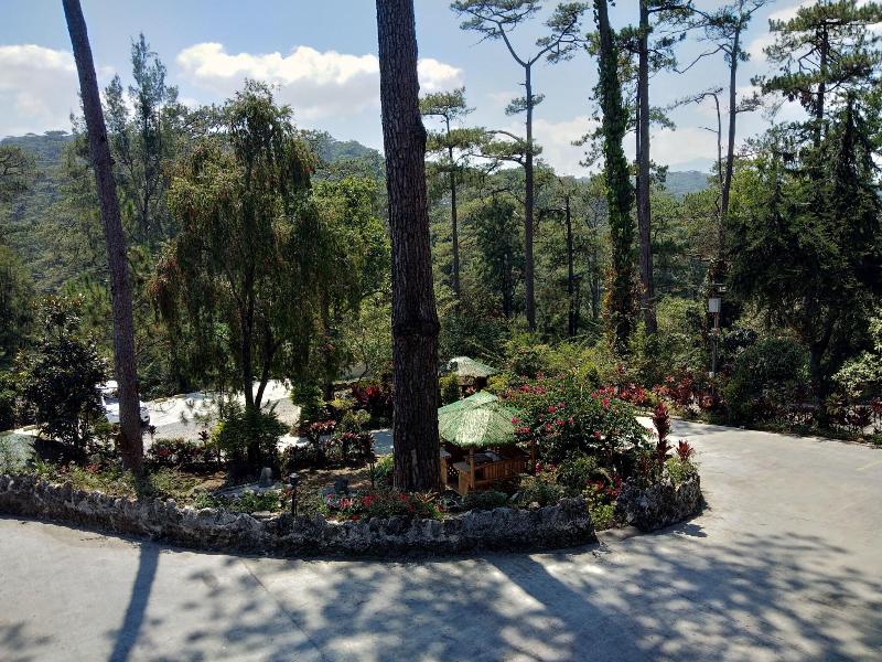 Safari Lodge Baguio by Log Cabin Hotel image