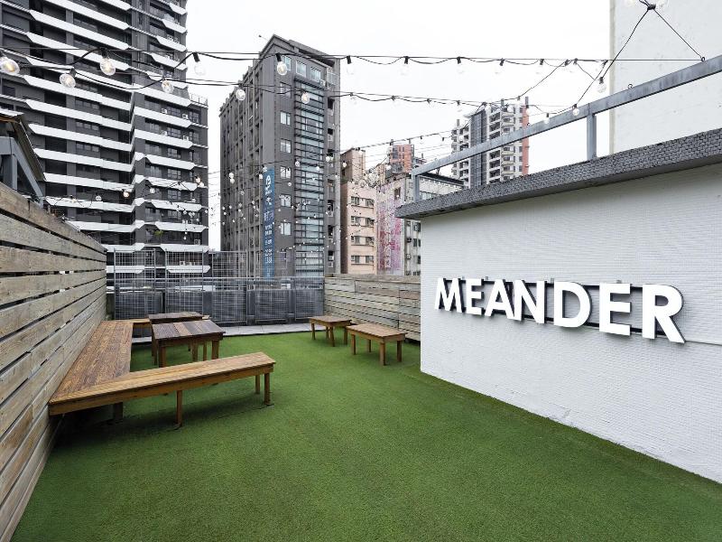 Meander Taipei Hostel - Ximending image