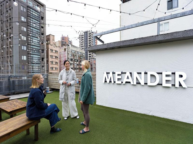 Meander Taipei Hostel - Ximending image