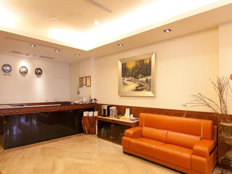 Mucha Hotel image