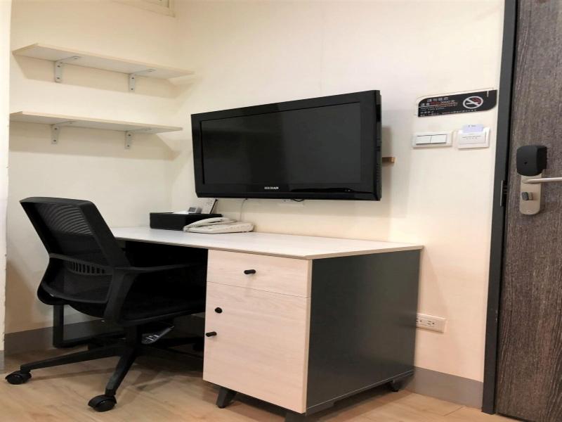 Shihlin Service Apartment image