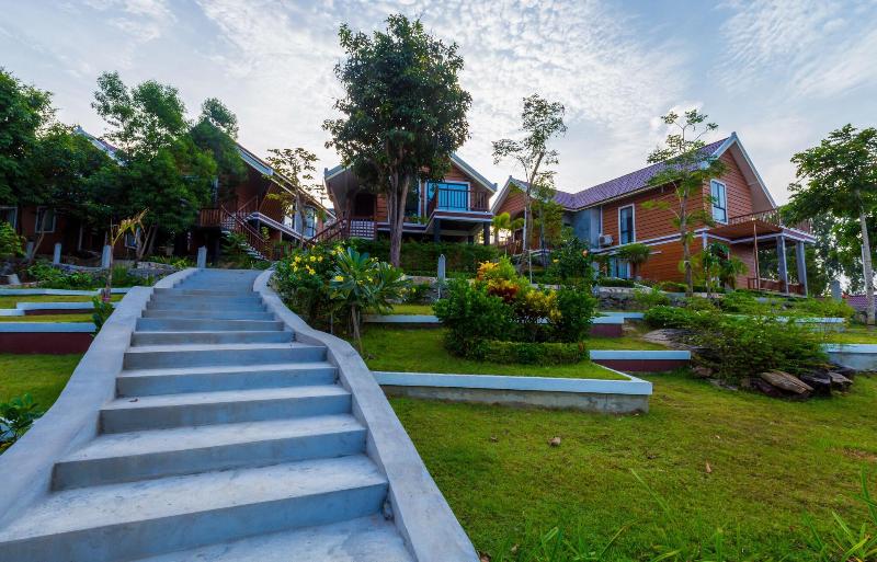 360 Resort image