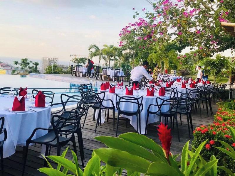 360 Resort image