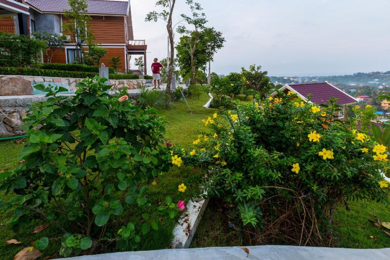 360 Resort image