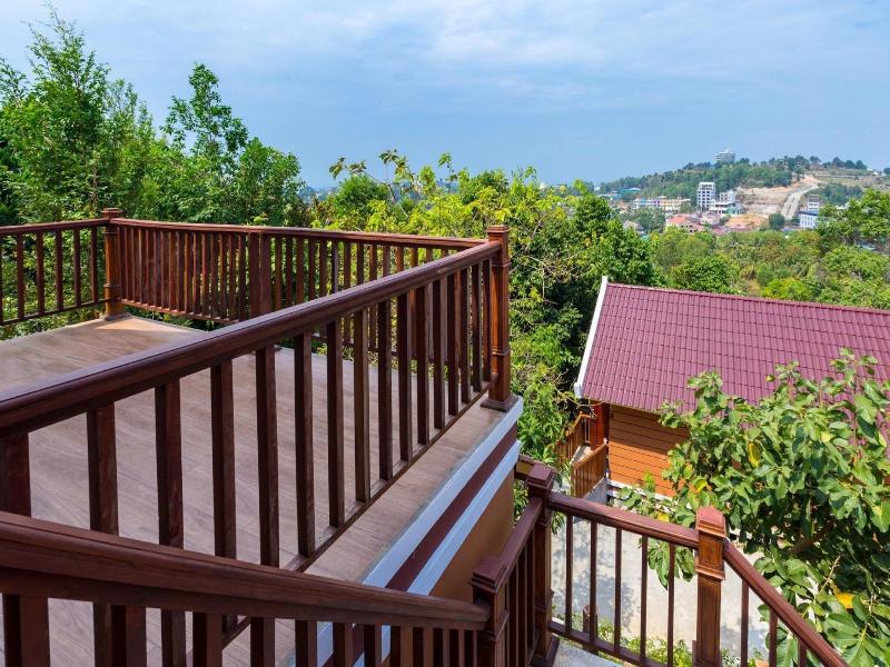 360 Resort image