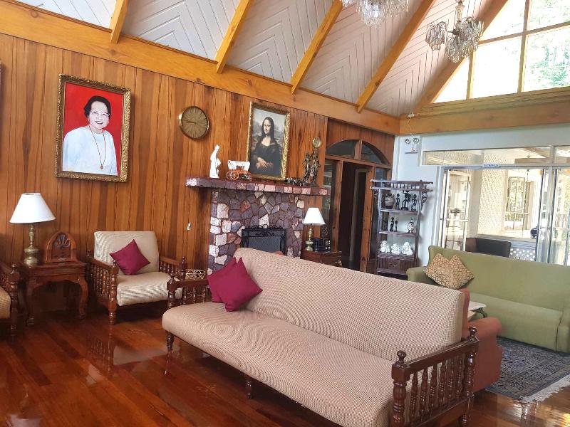 Villa Silvina Hotel And Restaurant image
