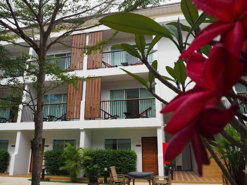 Crystal Lamai Hotel image