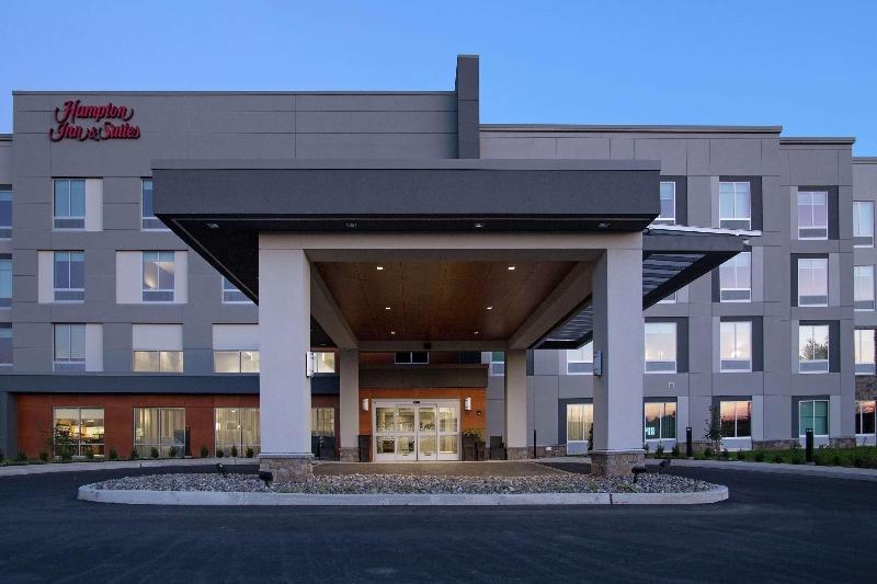 Hampton Inn & Suites By Hilton Kutztown image