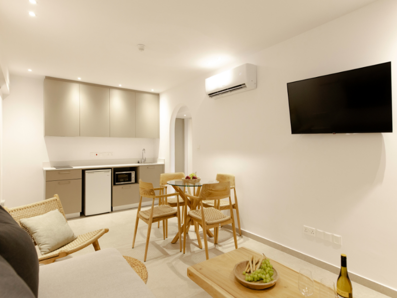 Andreotis Hotel Apts image