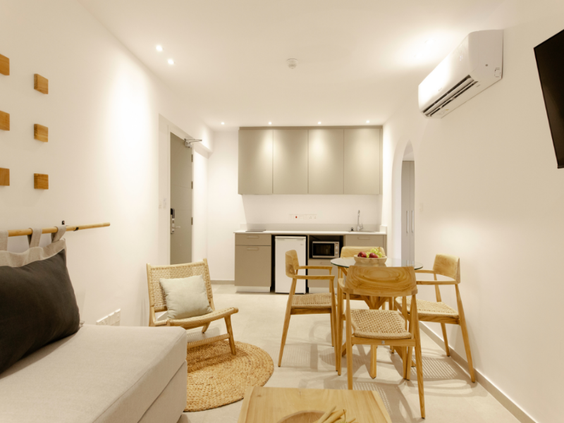 Andreotis Hotel Apts image
