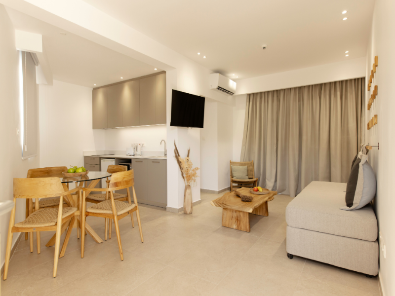 Andreotis Hotel Apts image