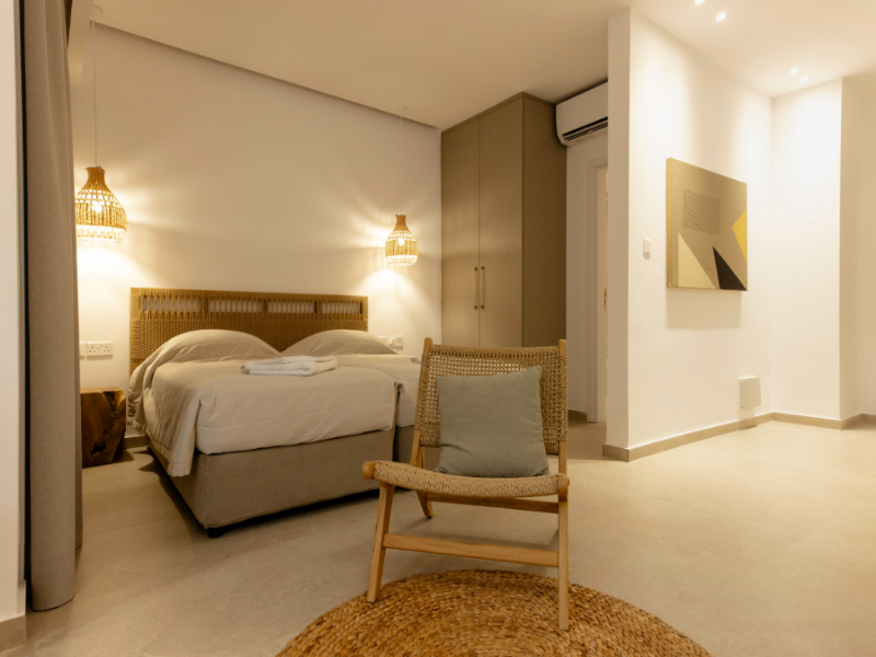 Andreotis Hotel Apts image