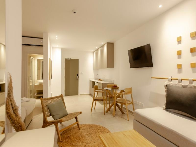 Andreotis Hotel Apts image