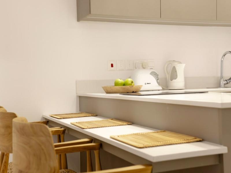 Andreotis Hotel Apts image