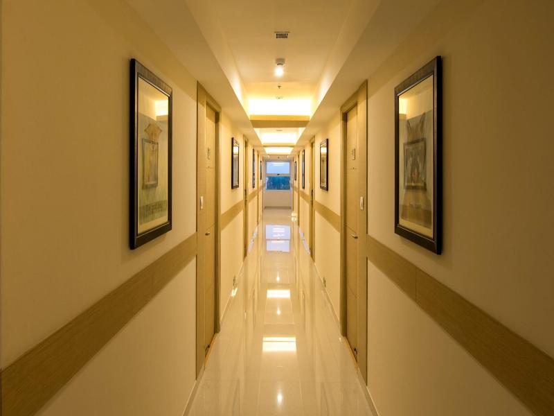 Red Fox Hotel Trichy