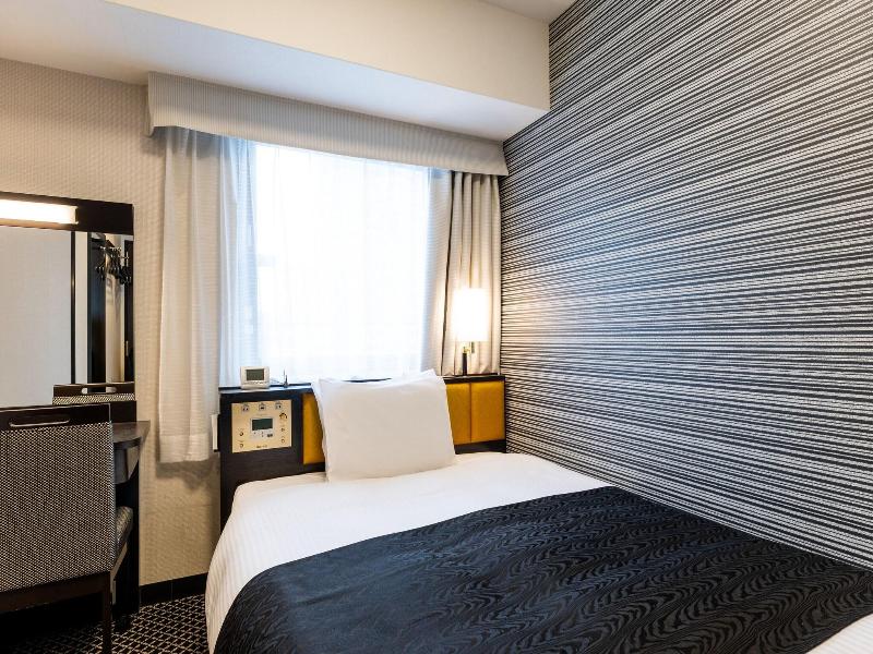 APA Hotel Midosuji Hommachi-Ekihigashi image
