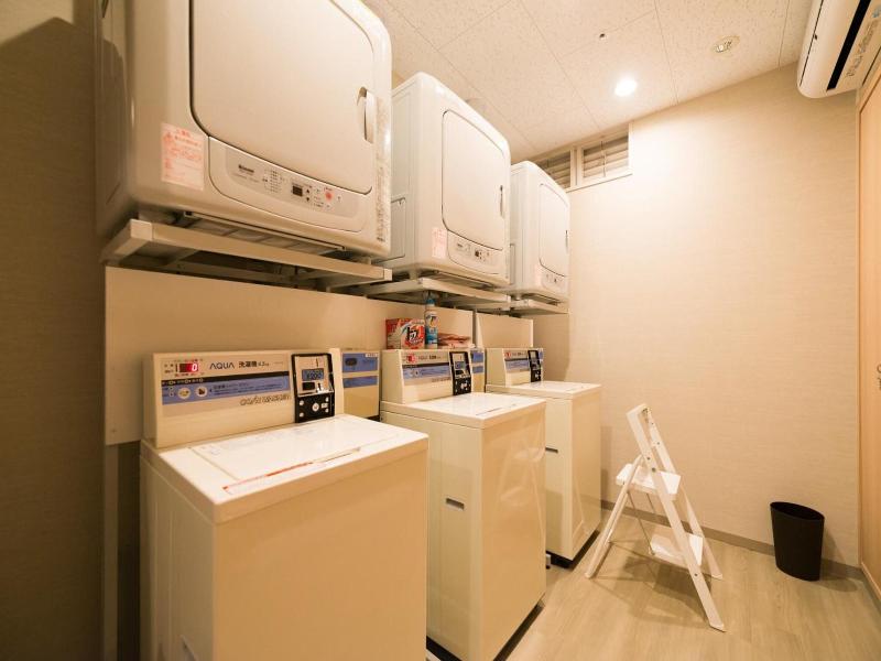 Super Hotel Premier Osaka Hommachi image