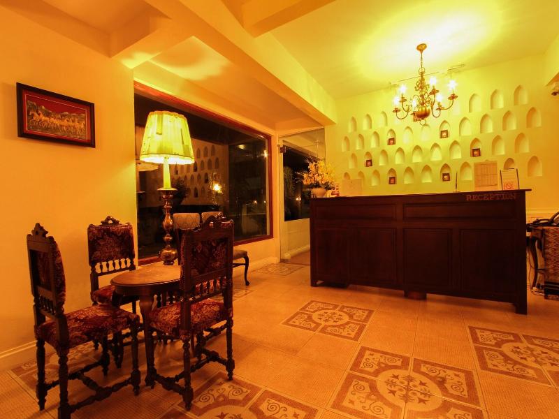 Le Luxe Boutique Hotel image