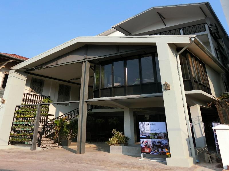 Bloom Boutique Hotel And Cafe image