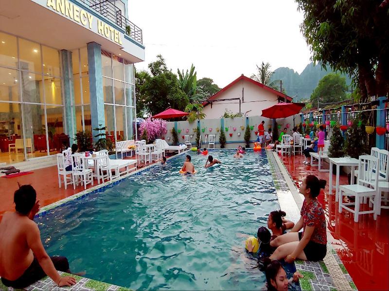 Vang Vieng Plaza Hotel image