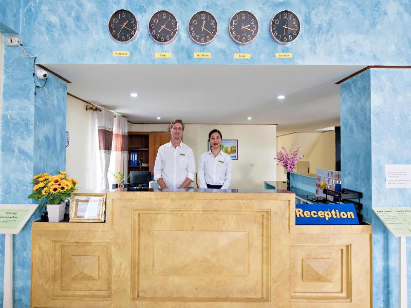 Vang Vieng Plaza Hotel image