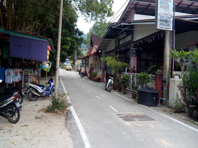Purnama Beach Resort