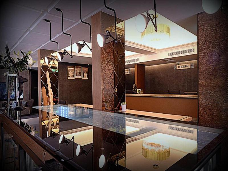 1969 Business Suites