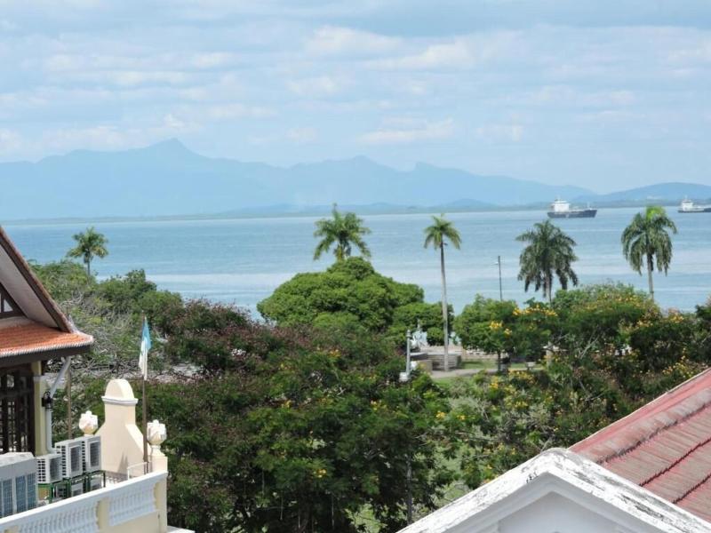 Merlin Hotel Penang image