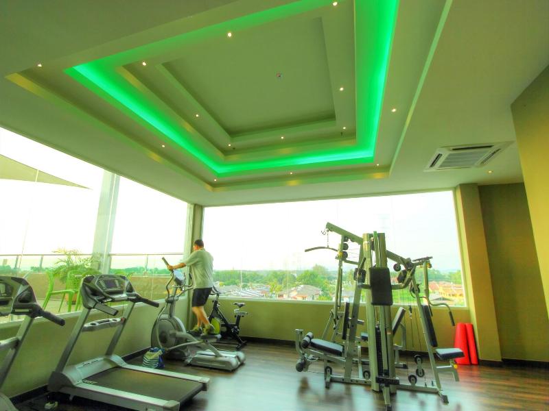 Paradise Spa Hotel image