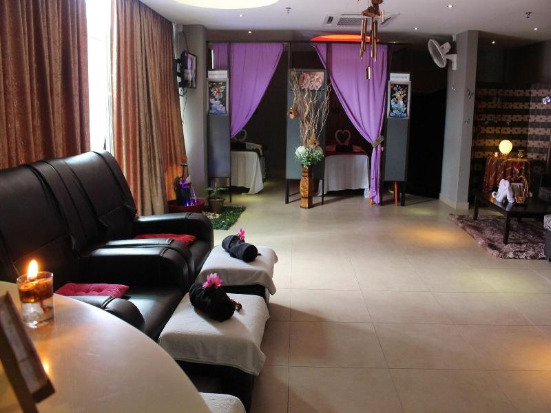Paradise Spa Hotel image