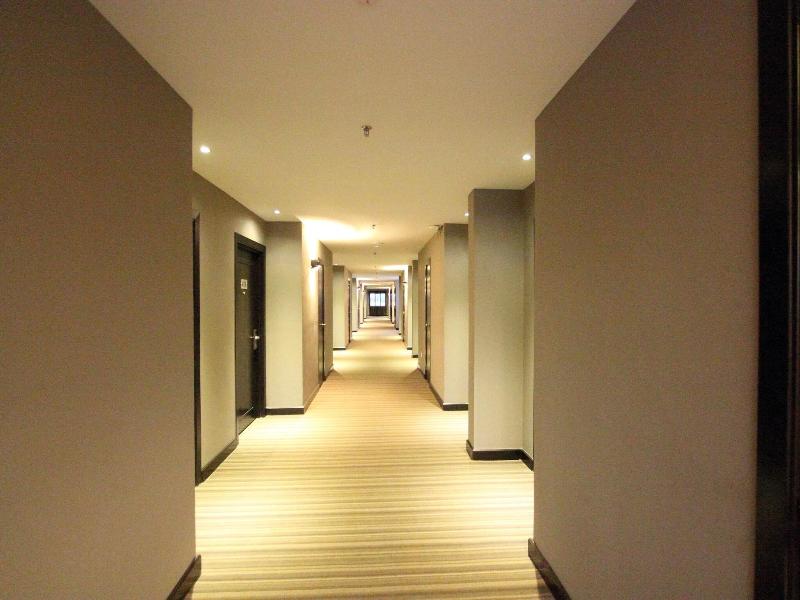 Paradise Spa Hotel image