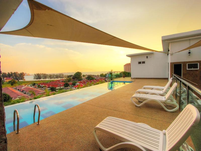 Paradise Spa Hotel image