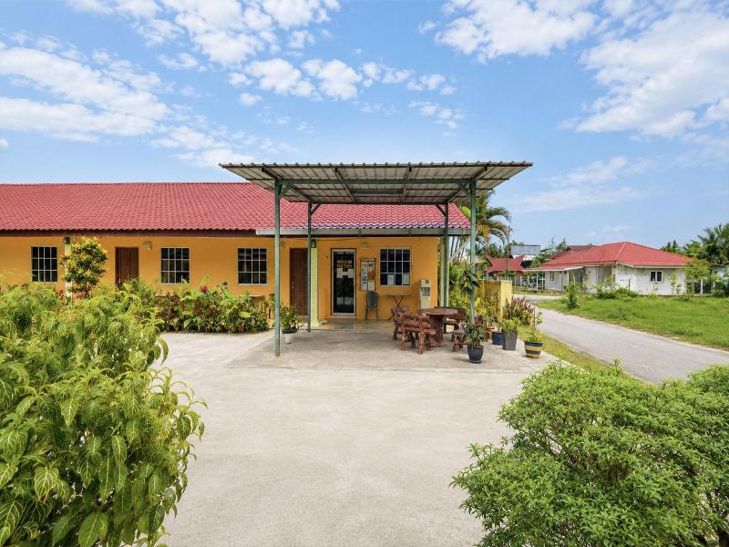 Tok Man Inn