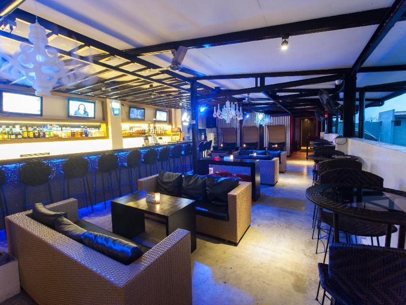 L Square Hotel image 4