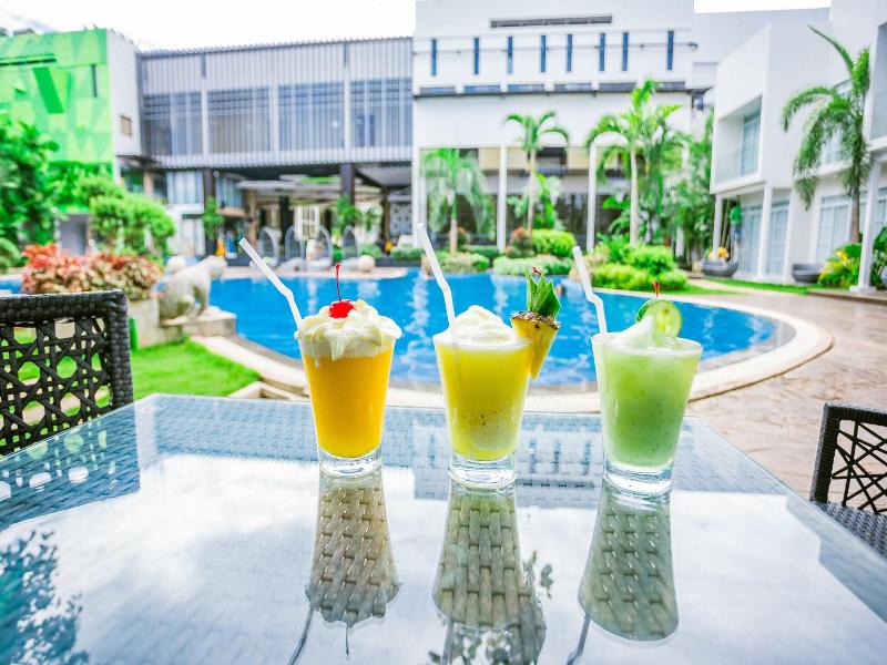 Aziza Paradise Hotel image