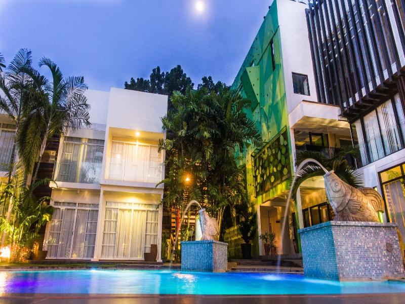 Aziza Paradise Hotel image