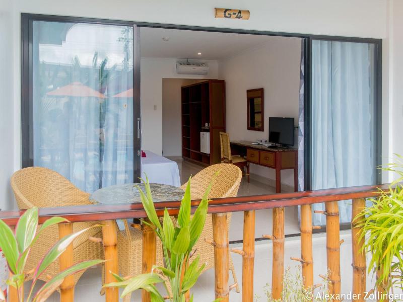 Alona Vida Beach Hill Resort image