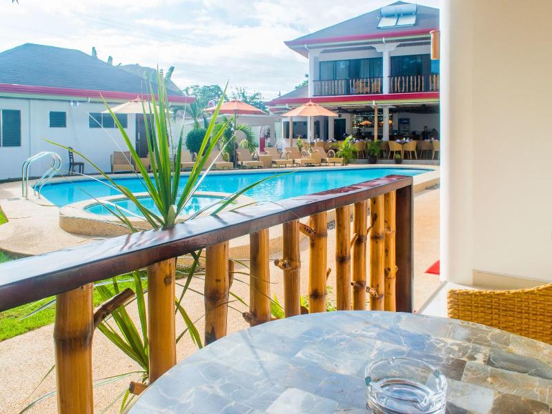 Alona Vida Beach Hill Resort image