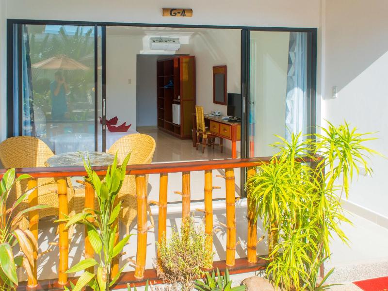 Alona Vida Beach Hill Resort image
