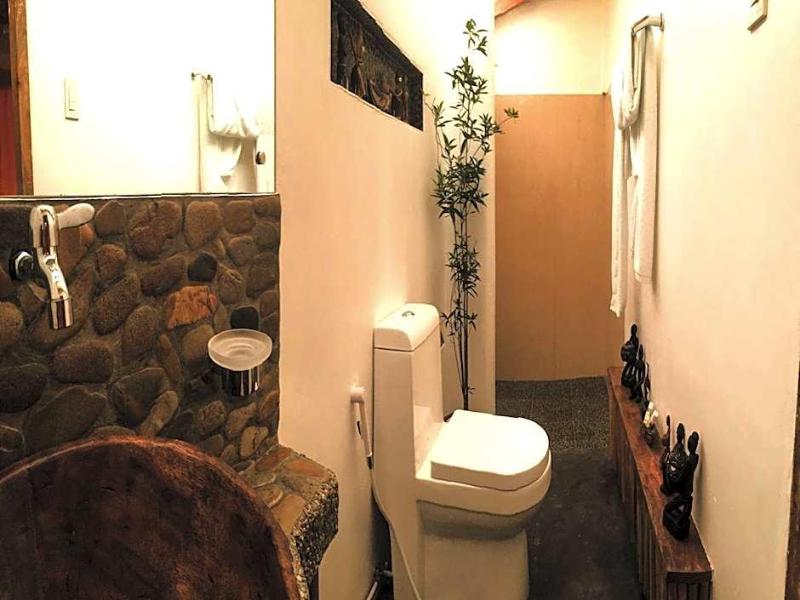 Floral Villarosa Hotel image