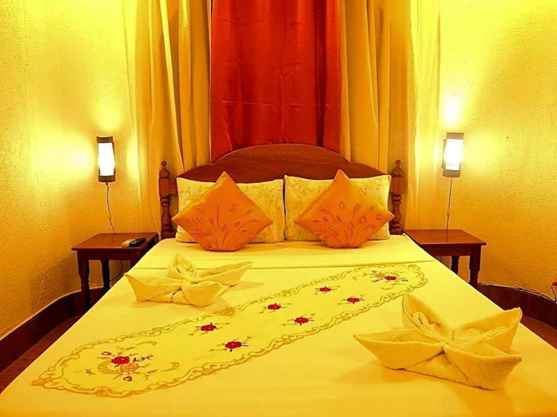 Floral Villarosa Hotel image