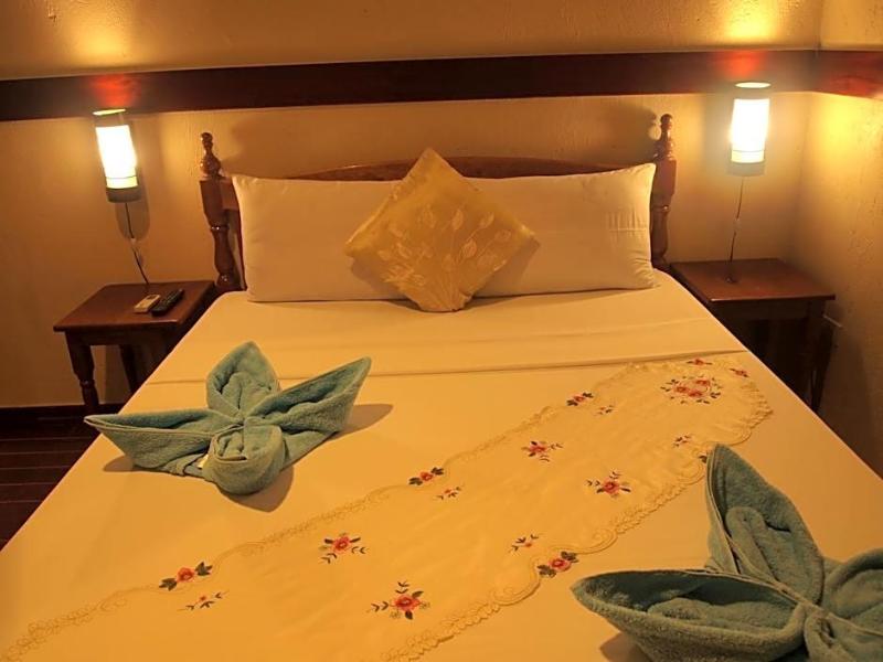 Floral Villarosa Hotel image