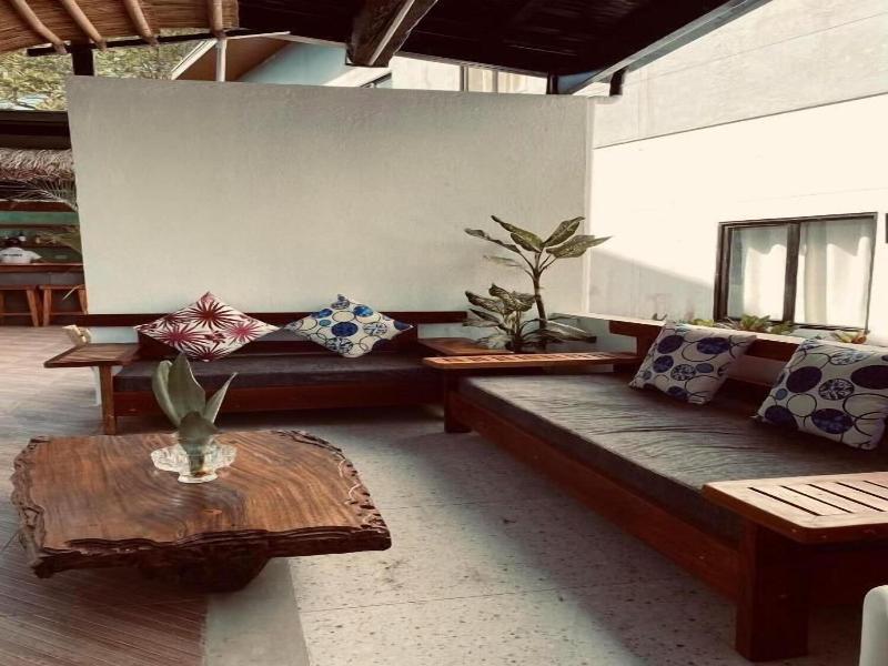 Acacia Garden Inn