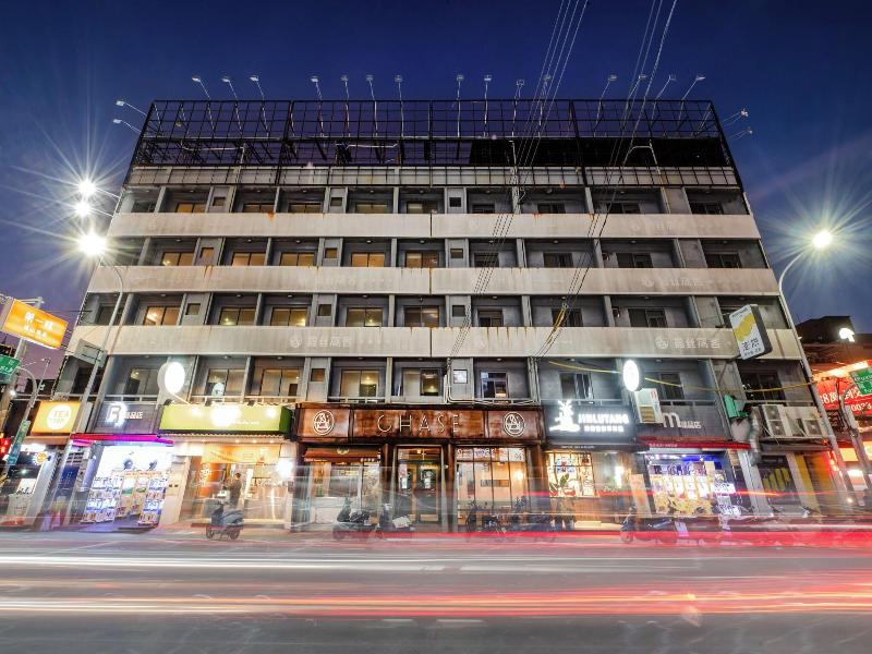 Chase Walker Hotel image