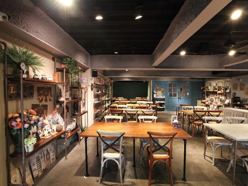 Friendly Inn image